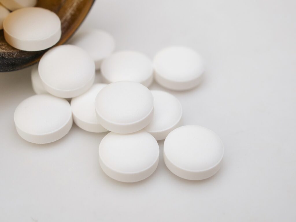 white tablets 2023 11 27 05 25 40 utc