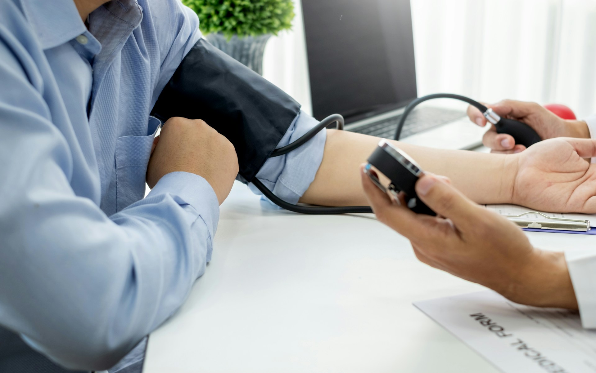 Labs & Vitals Monitoring